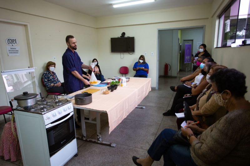 07 06 Cozinha Mil Secr Mulher CRIS OLIVEIRA 4 jpeg