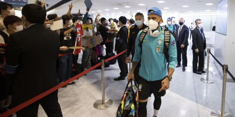 Seleção desembarca em Tóquio para amistoso