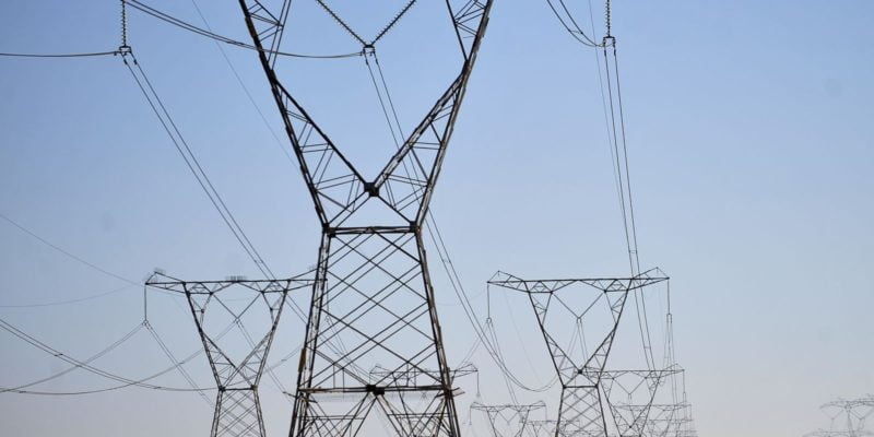 Aneel aprova aumento médio de 12% em São Paulo