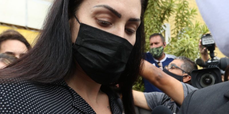Monique Medeiros é presa em Bangu