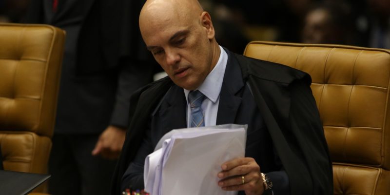 Alexandre de Moraes é eleito presidente do TSE
