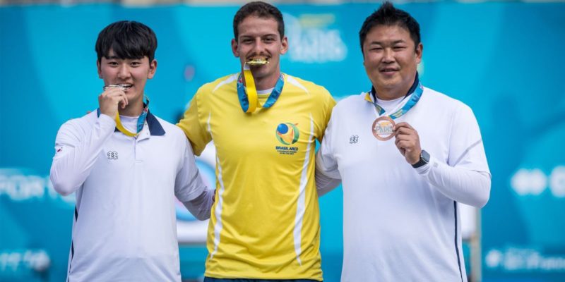 D'Almeida leva ouro inédito em etapa da Copa do Mundo de Tiro com Arco