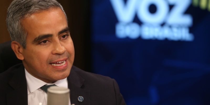 Ministro explica programa que incentiva a doação de alimentos 