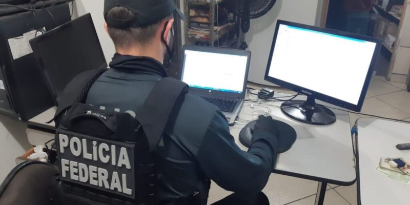 PF prende importador que usava Correios para trazer armas