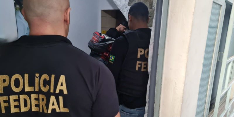 PF realiza operação contra pornografia infantil na Baixada Fluminense