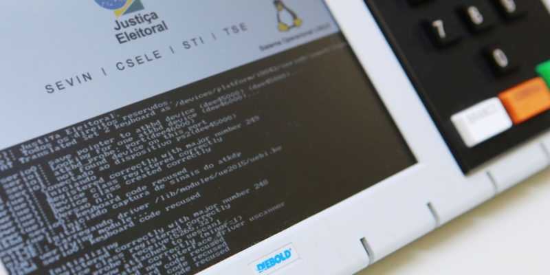 Pesquisadores da USP testarão segurança das novas urnas eletrônicas