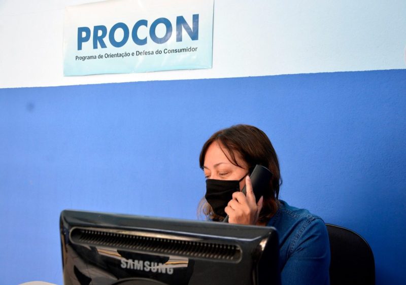 ICMS dos combustíveis: Volta Redonda encaminha 10 denúncias ao Procon estadual