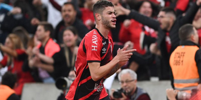 Athletico-PR vence Bahia e está nas quartas da Copa do Brasil
