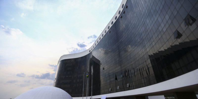 TSE confirma liminar que restitui comando do Pros a Eurípedes Jr.