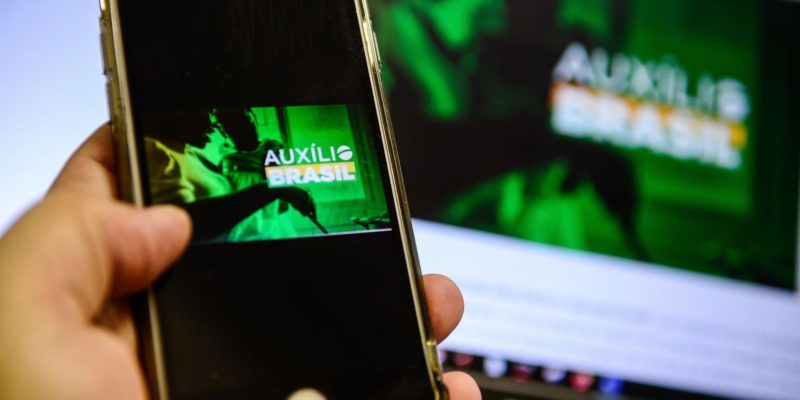 Auxílio Brasil é pago hoje a beneficiários com NIS final 9