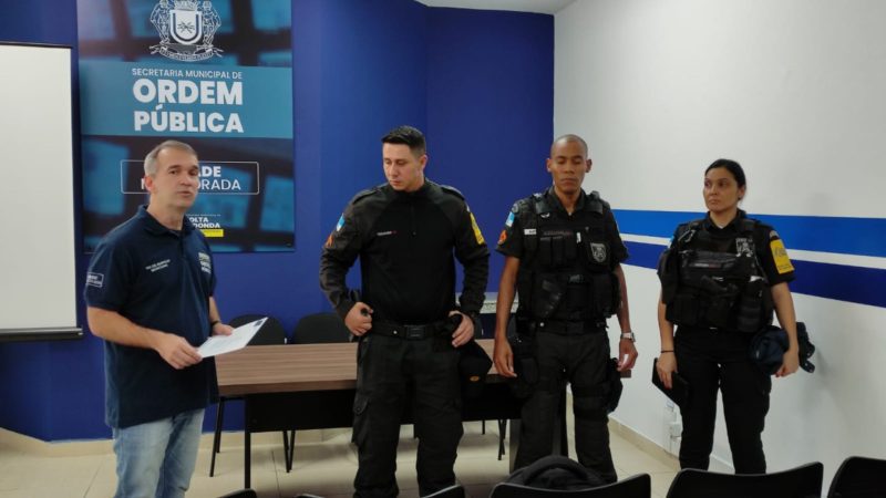 Patrulha Escolar de Volta Redonda participa de capacitação ministrada pela PM