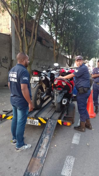 ‘VR em Ordem’ recolhe 28 veículos em situação irregular para o Depósito Público Municipal