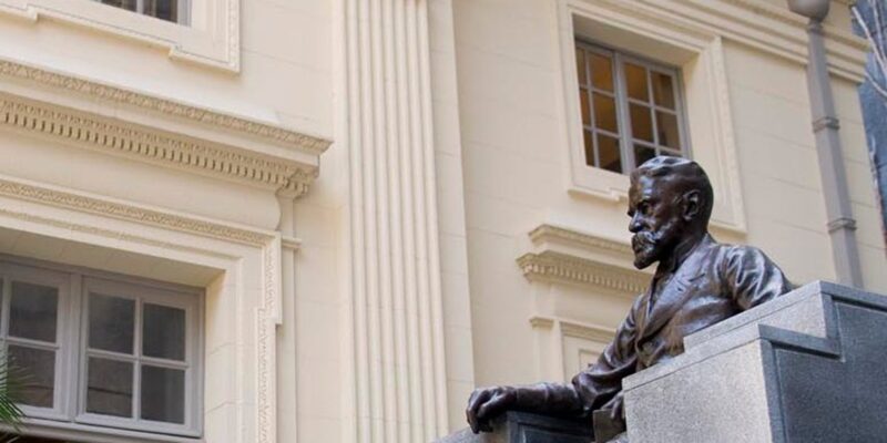 Acadêmia Brasileira de Letras reabre bibliotecas para o público