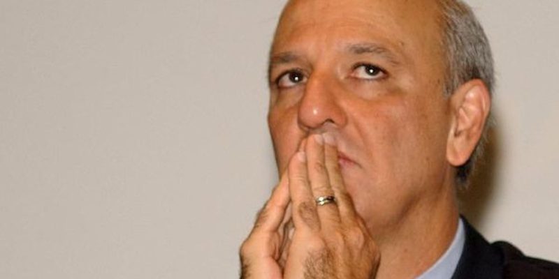 Ministro do STJ restabelece inelegibilidade de ex-governador do DF