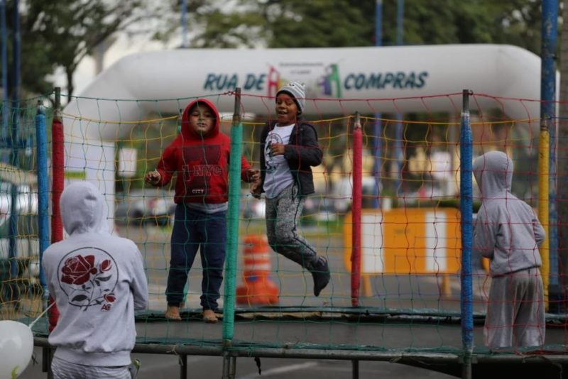Volta Redonda: Santo Agostinho recebe 'Rua de Compras' edição Dia dos Pais