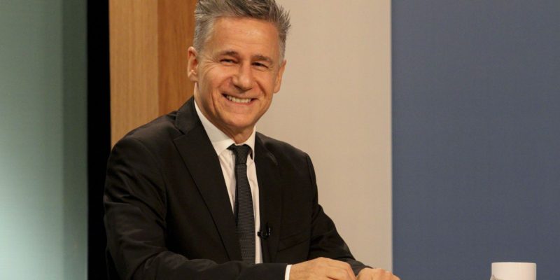 Marcelo Bratke é o convidado do programa Sem Censura desta segunda