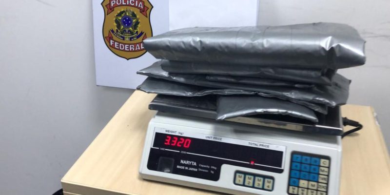 Paraguaia é presa com cocaína no Aeroporto de Foz do Iguaçu