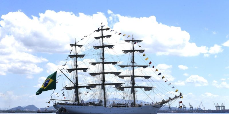 Marinha participa do 7 de Setembro com parada naval no litoral do Rio 