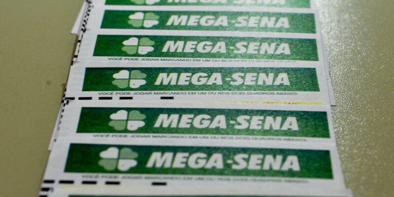 Mega-Sena acumula e próximo concurso deve pagar R$ 125 milhões