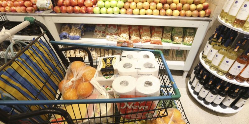 CNC: intenção de consumo das famílias cresce 1,4% em setembro