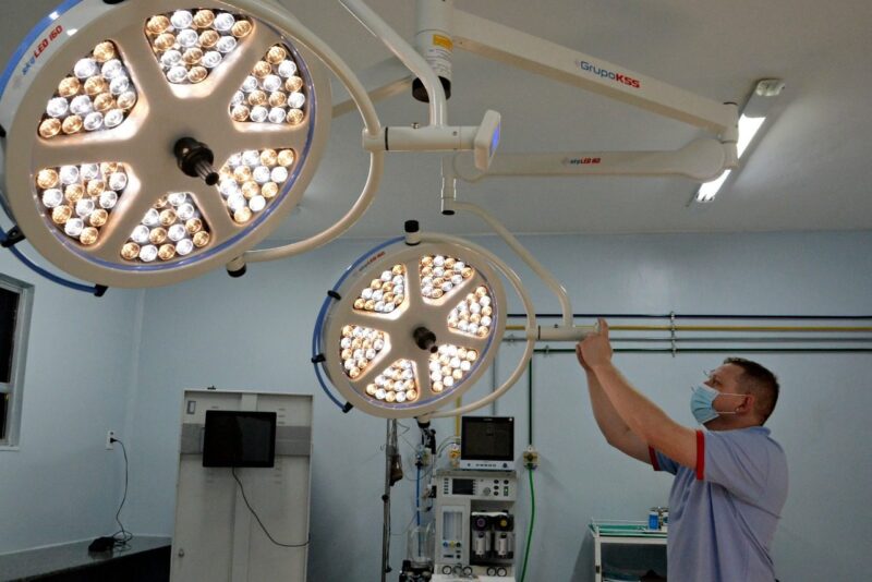 Hospital do Retiro ganha novos equipamentos para cirurgias em Volta Redonda