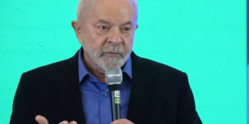 Lula: é preciso adequar escolas para incentivar prática esportiva