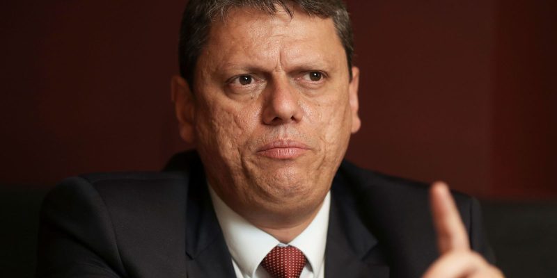 Tarcísio diz que tiros foram intimidação e descarta atentado