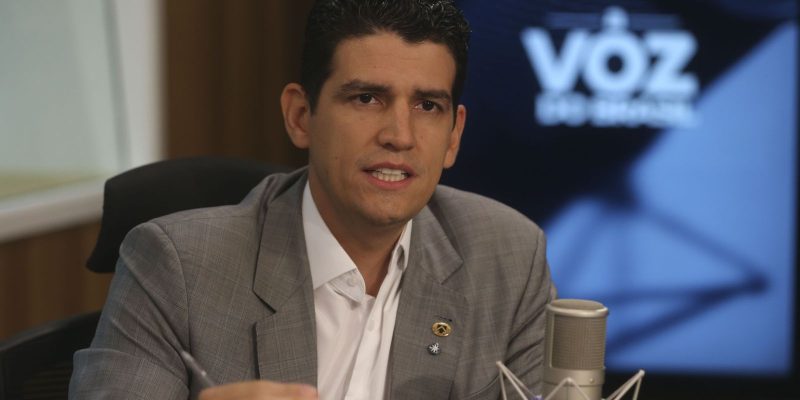 Ministro: governo pavimenta 5 mil km de rodovias em quase quatro anos