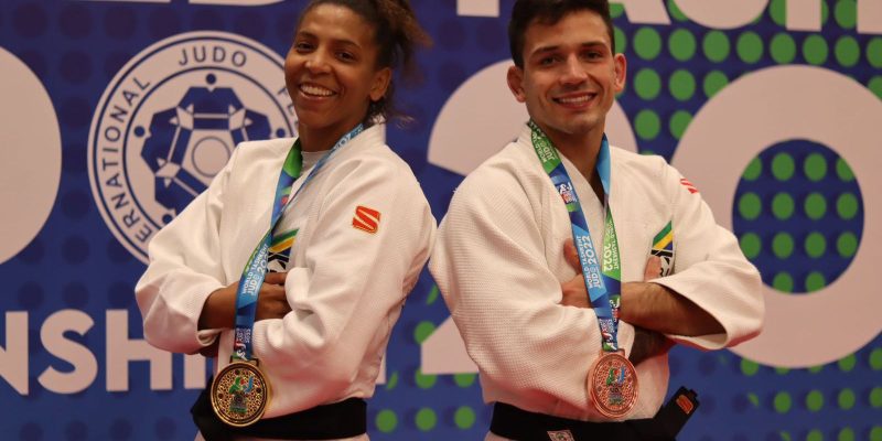 Rafaela Silva é bicampeã e Daniel Cargnin bronze no Mundial de Judô
