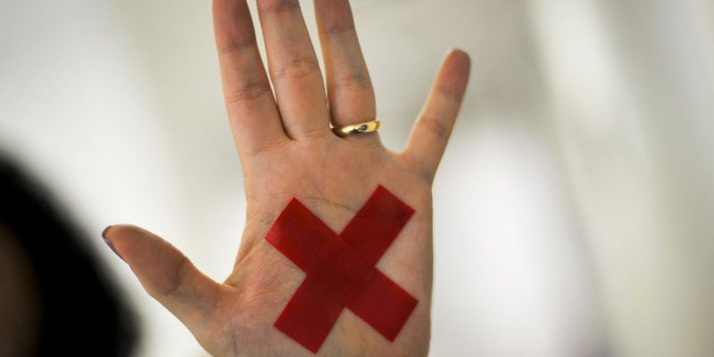 Dia Nacional de Luta contra a Violência à Mulher alerta para agressões
