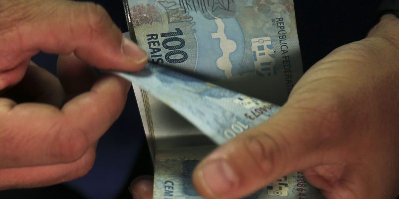 Mercado financeiro eleva projeção da inflação de 5,61% para 5,63%