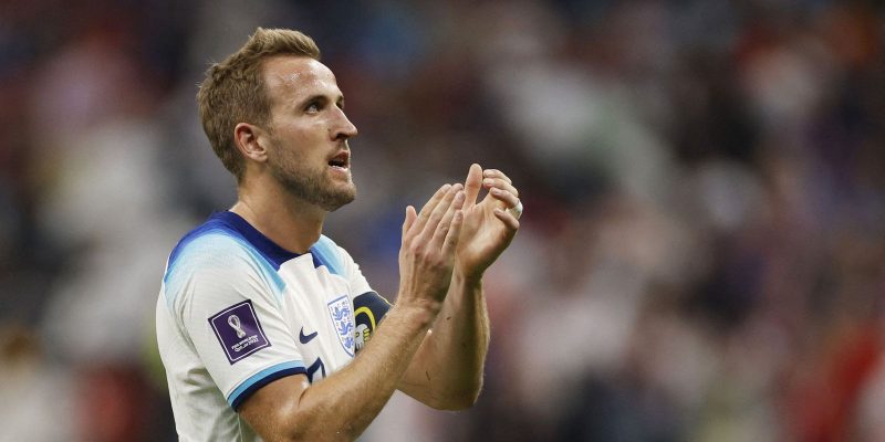 De olho em vaga nas oitavas, Inglaterra mede forças com País de Gales