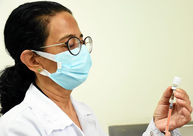 Volta Redonda libera quinta dose da vacina contra Covid-19 para imunossuprimidos e idosos
