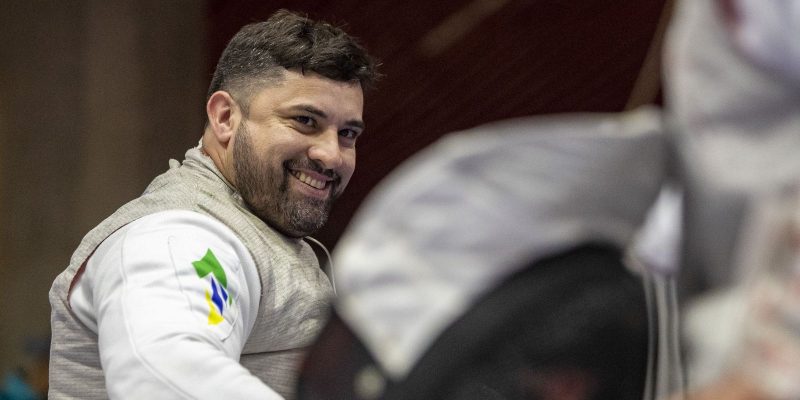 Jovane Guissone é ouro em etapa da Copa do Mundo de Esgrima em CR
