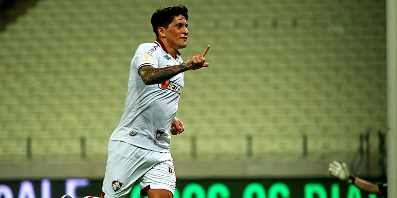 Fluminense derrota Ceará e garante presença na Libertadores