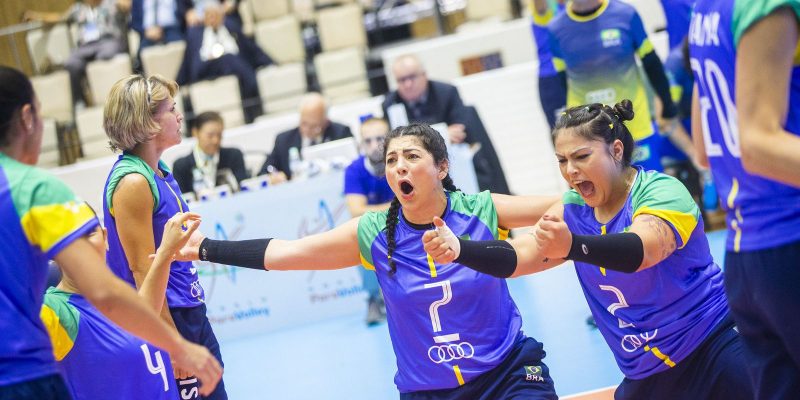 Seleção feminina conquista título mundial inédito no vôlei sentado