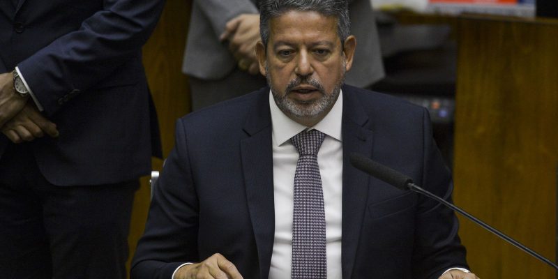 Presidente da Câmara defende uso do orçamento secreto