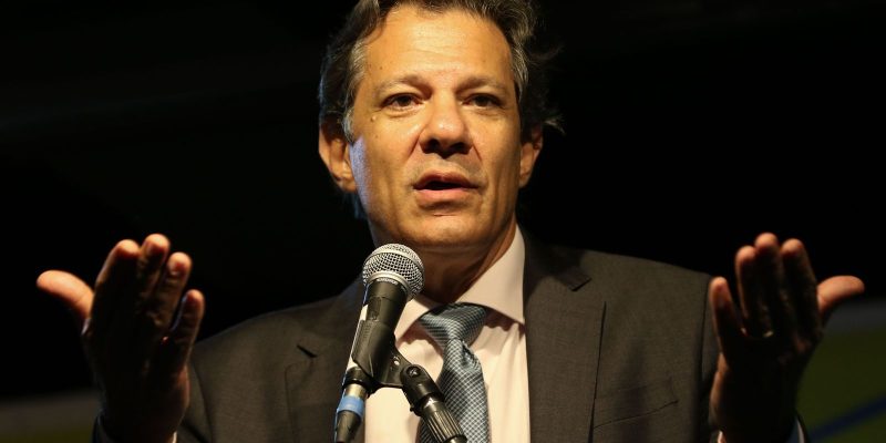 Haddad anuncia secretários da Receita Federal e Tesouro Nacional