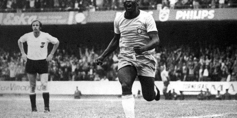 Morte de Pelé é lamentada por artistas brasileiros e estrangeiros
