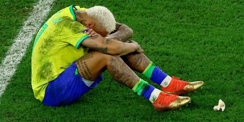 Tristeza permanece na chegada de seleção ao Brasil| Agência Brasil
