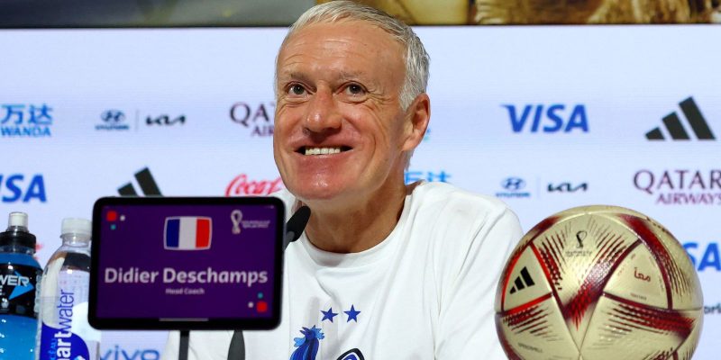Deschamps diz que França chega sem grandes preocupações à decisão