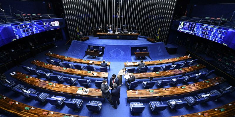 Senado aprova PEC da Transição