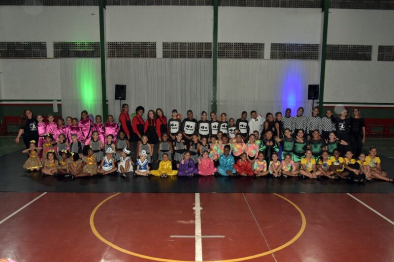 Porto Real realiza a Mostra de Dança do Projeto "Dançando na Escola" , e atraiu centenas de expectadores