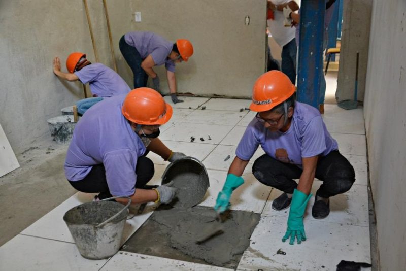 Prefeitura de Volta Redonda forma 65 profissionais do Projeto ‘Mulheres Mãos à Obra’