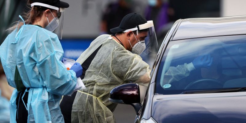 Vacinação em massa em Serrana reduz casos graves e mortes por covid-19
