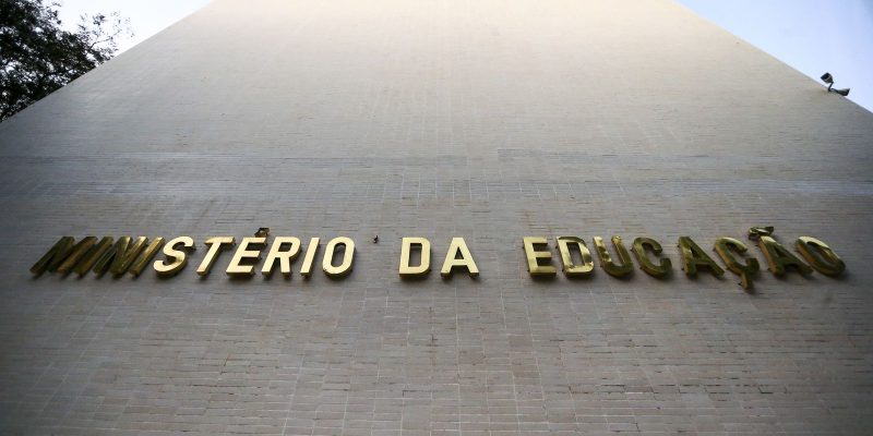 Ministro anuncia equipe para secretarias e órgãos do MEC