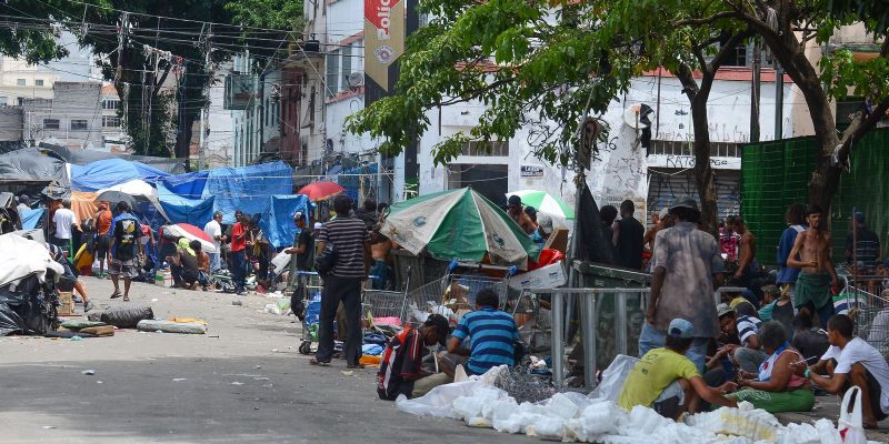 Tarcísio designa vice-governador para cuidar de ações na Cracolândia