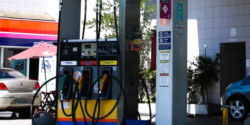 Governo federal garante abastecimento de combustíveis no país