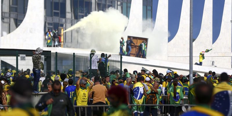 Em um dia, governo recebe 50 mil denúncias sobre atos antidemocráticos