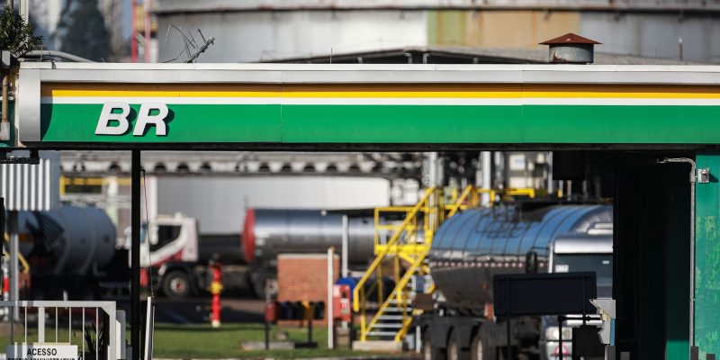 Petrobras aumenta preço de venda de gasolina para as distribuidoras